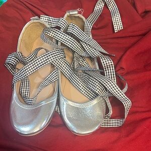 Elegant Silver Kids Dress Shoes with Checkered Laces